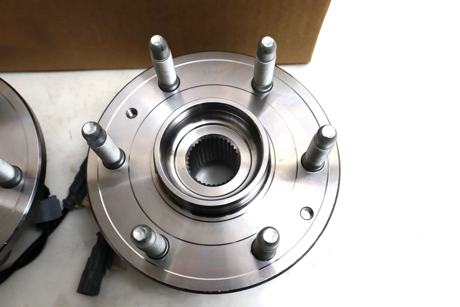 515160 Bearing Hub Assembly 15-18 Chevy (New – Set)