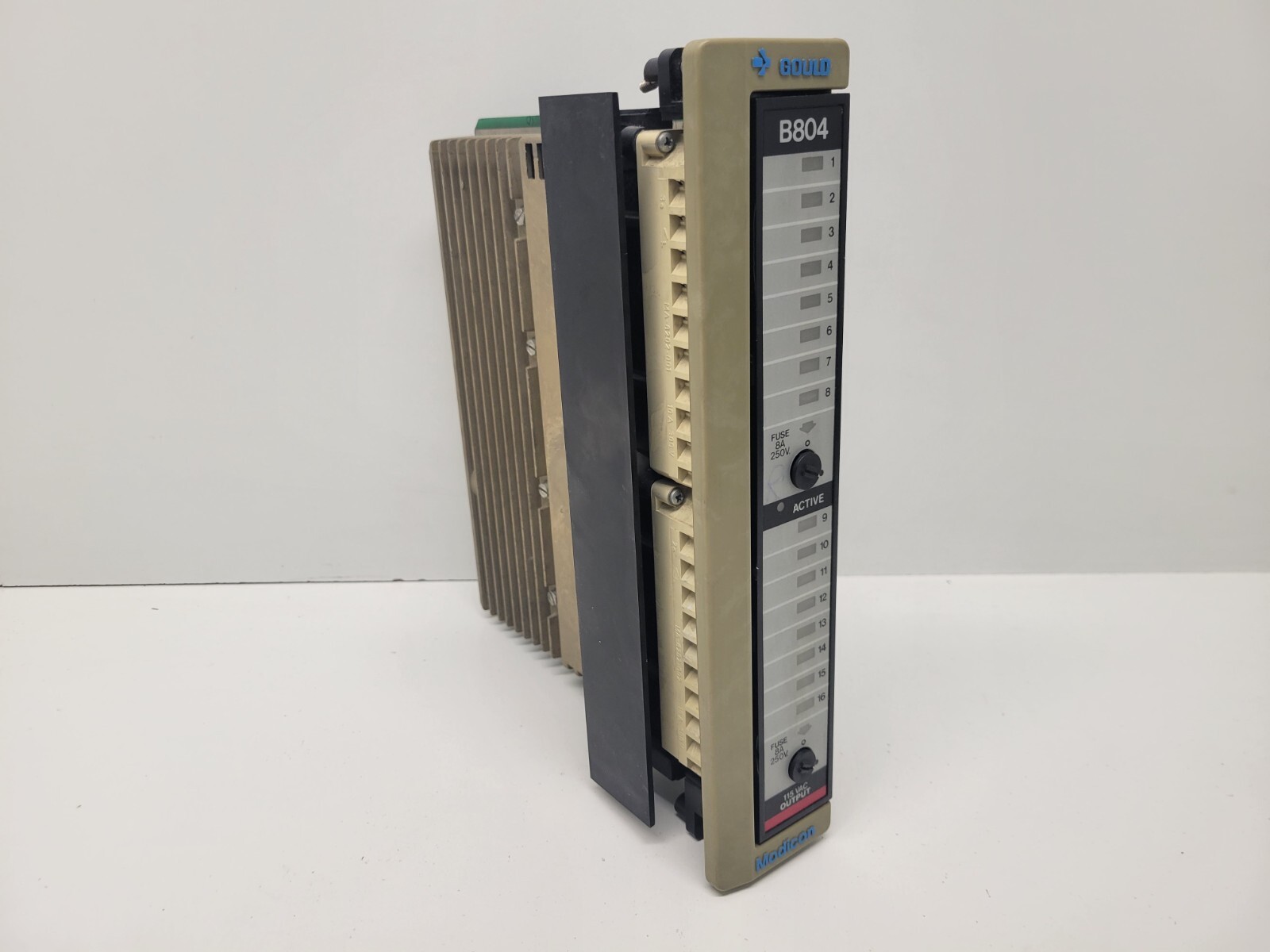 GOOD USED! GOULD MODICON 115V OUTPUT MODULE B804