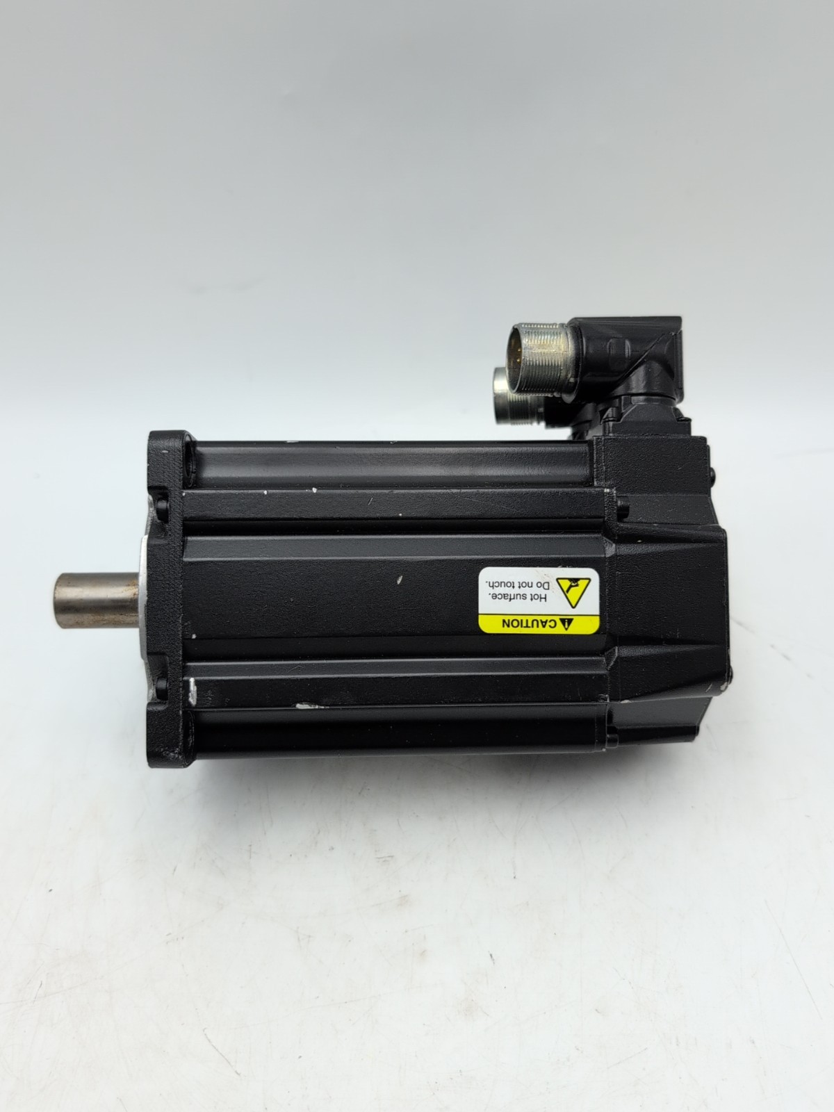 Allen Bradley MPL-A430P-SJ72AA 5000 RPM, 5.99 NM , 230 VAC, Servo Motor. Good!