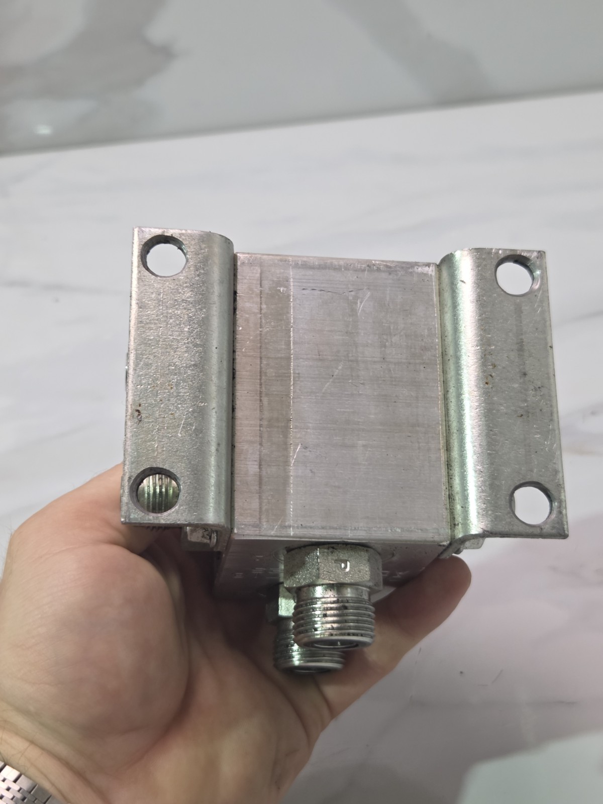 DAMAN AD03P012S MANIFOLD UNMP