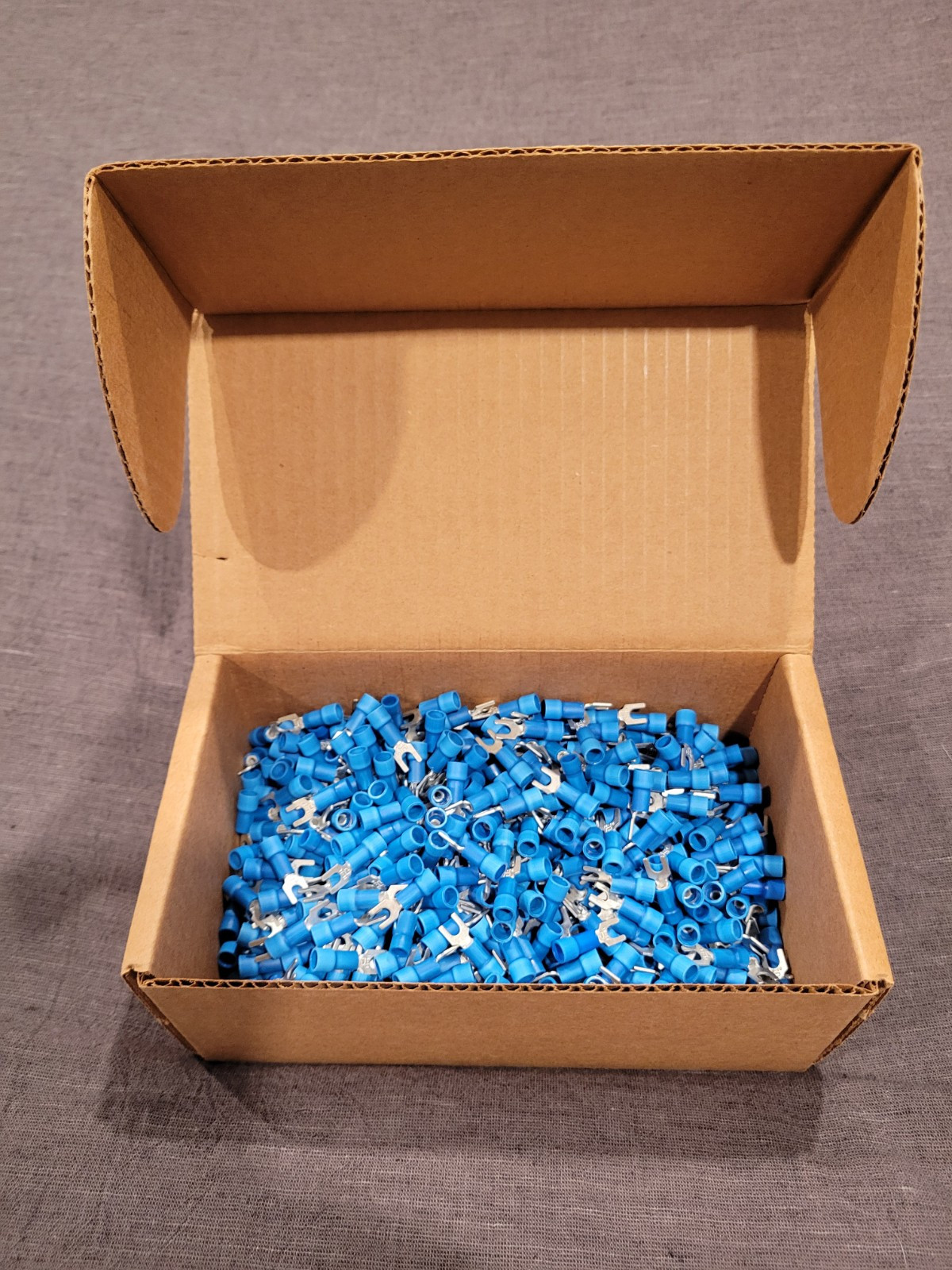 PANDUIT 14 AWG Fork Terminal Crimp Lug PV14-6FX-M (Box of 800)