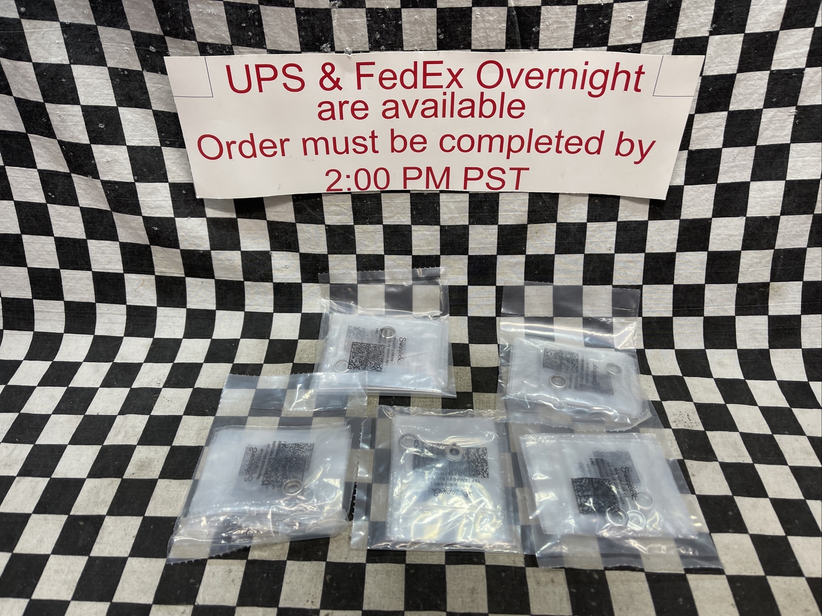 SWAGELOK VCR Face Seal 1/4″, NI-4-VCR-2-GR-VS, NI4VCR2GRVS, LOT OF 50 #1325V6