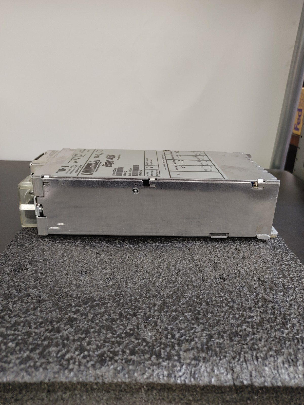 LAMBDA VEGA 450 V404PRX AC-DC Power Supply