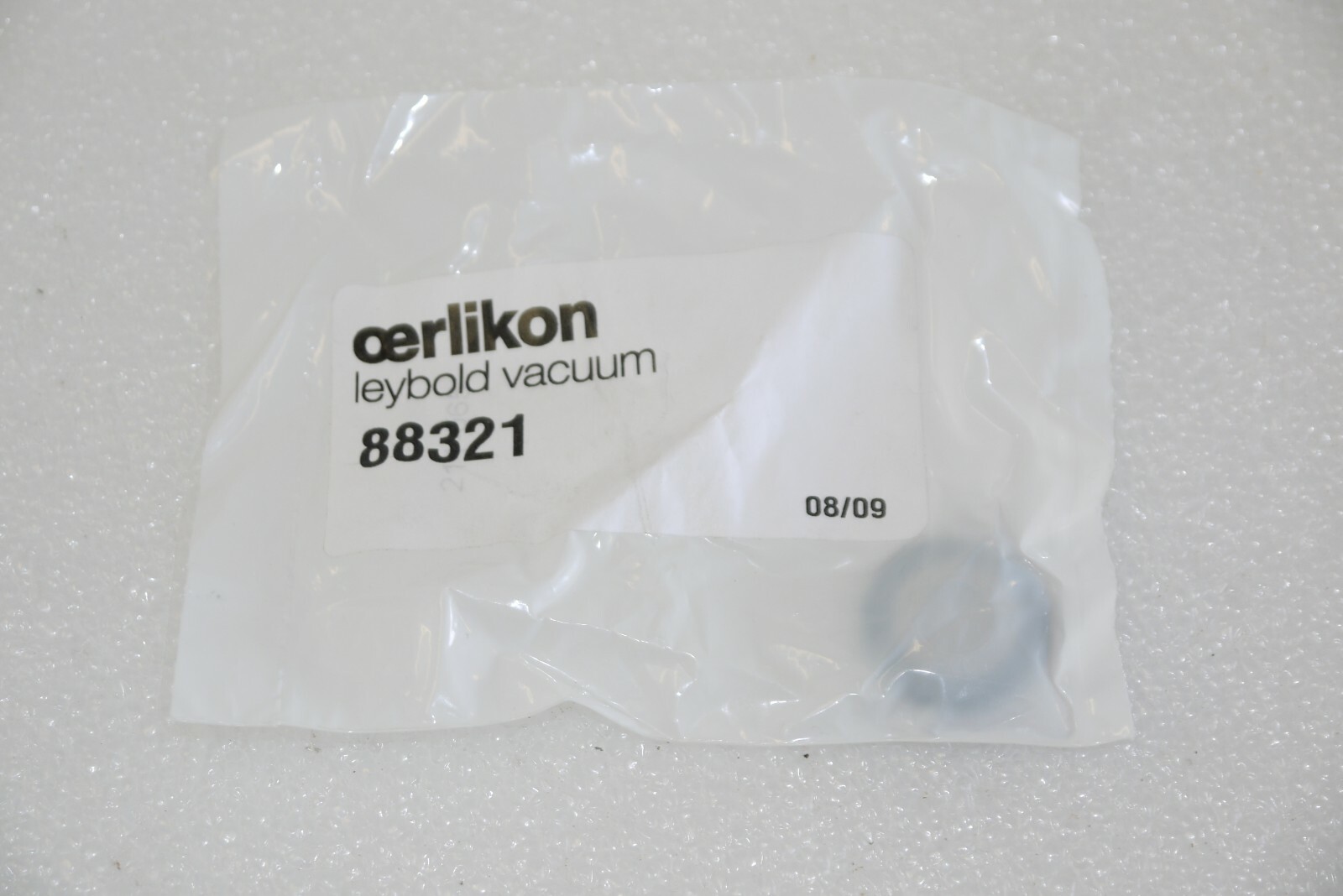 OERLIKON LEYBOLD 88321 VACUUM CENTERING RING DN KF10 NEW