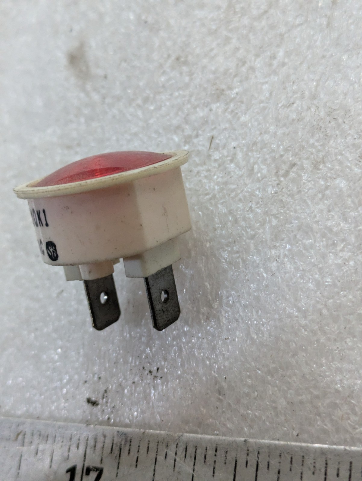 Chicago Miniature 2620QK1 Red Neon Panel Indicator Light 125VAC Industrial OEM