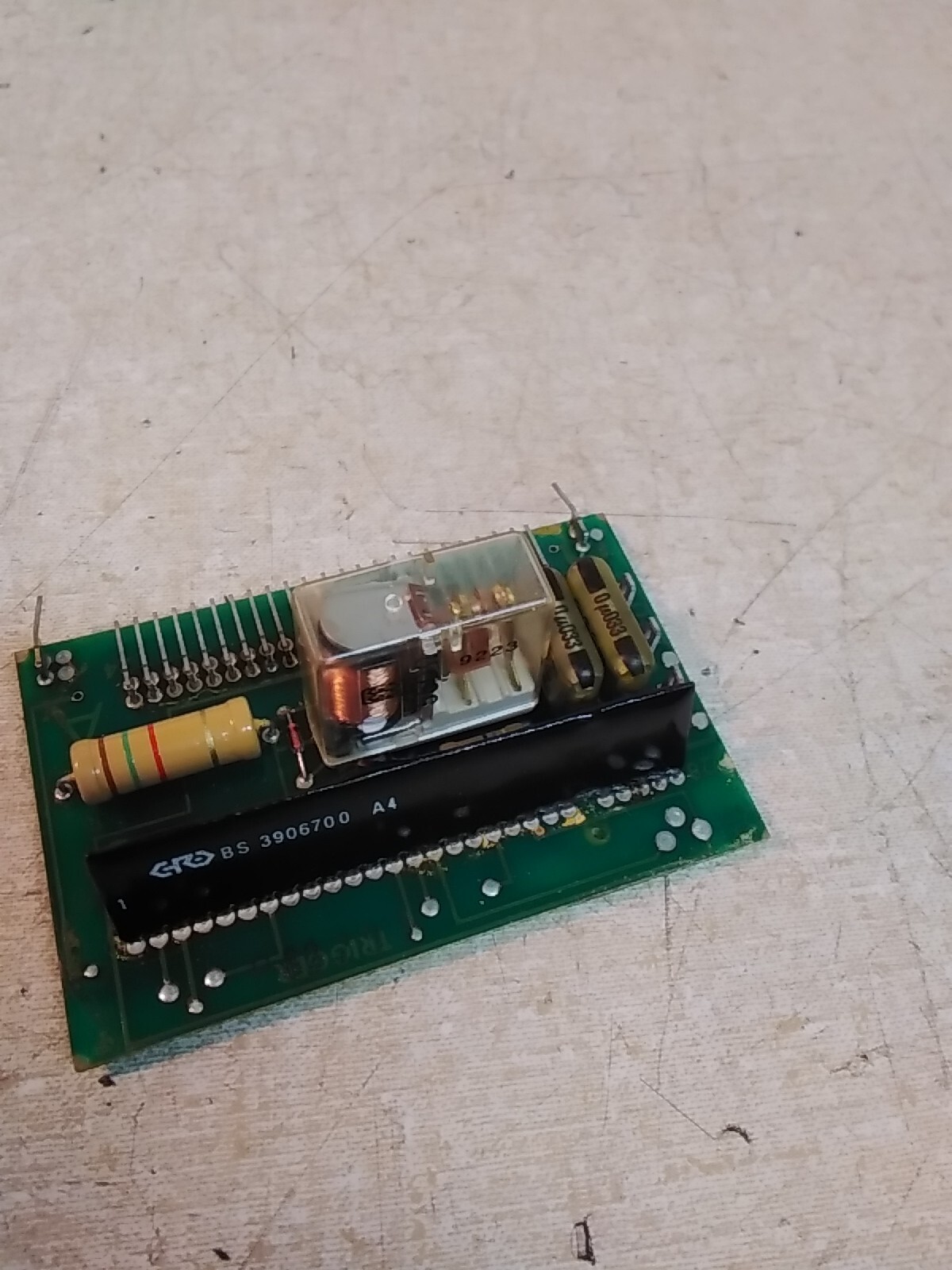 Leybold Heraeus Trigger Board 400 76 763 *FREE SHIPPING*