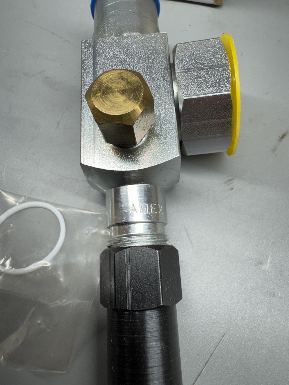 114RX78S Rotolock Valve 7/8″ Female Shut Off Valve Sweat x Rotolock 90° 7/8″ IDS