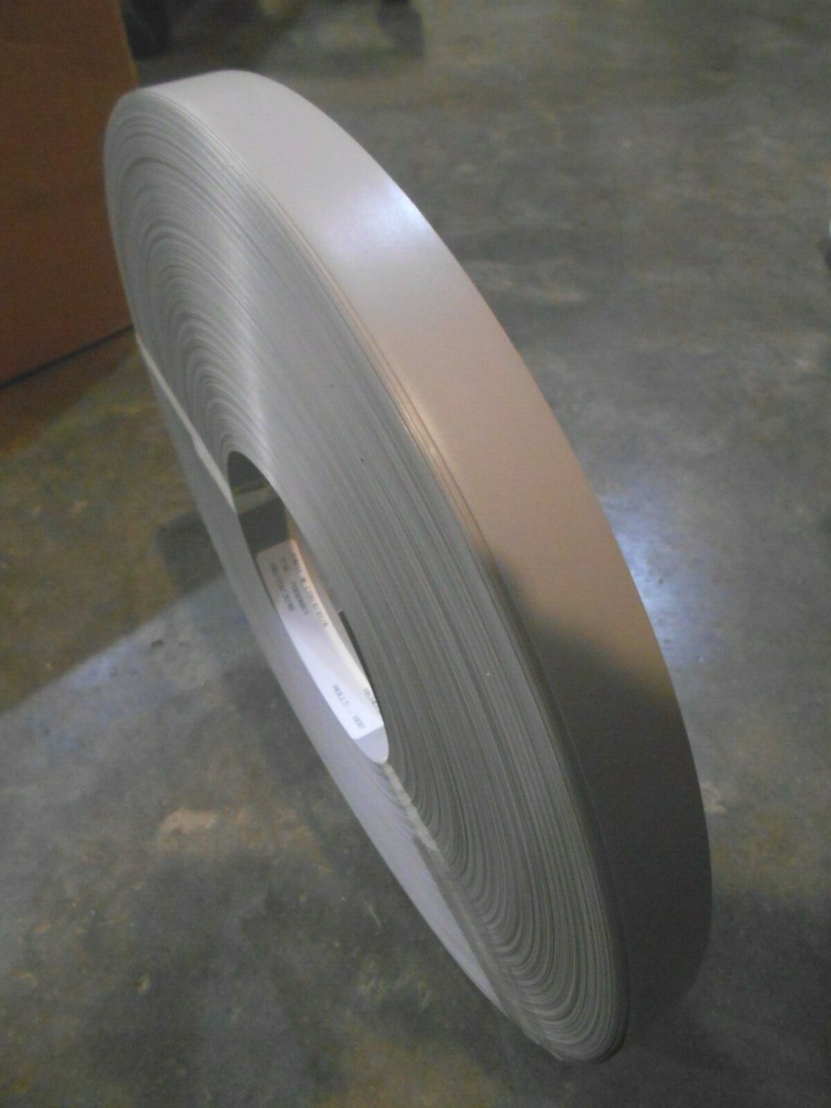Matte Gray PVC Uniboard Edgebanding 15/16″ x 600′ Roll Nonglued