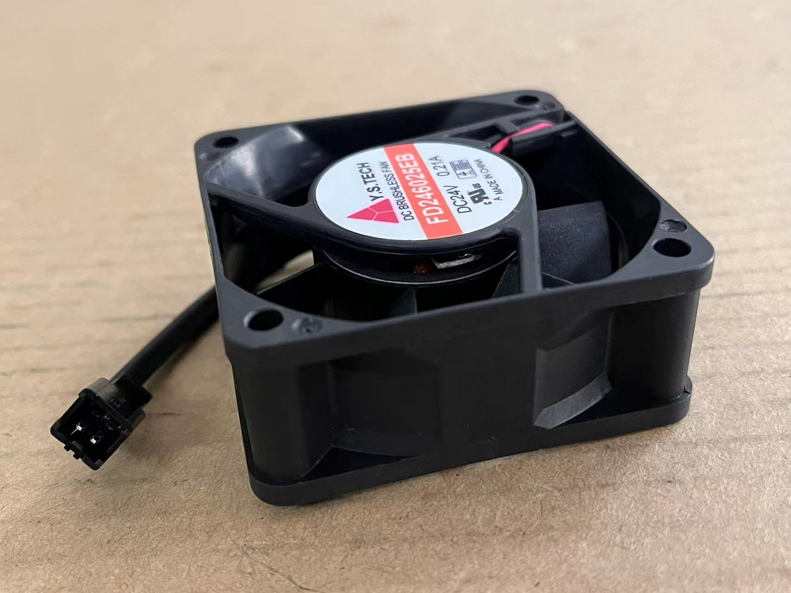 FD246025EB Inverter cooling fan Brand New Y.S TECH 60*60*25mm DC12V 0.21A