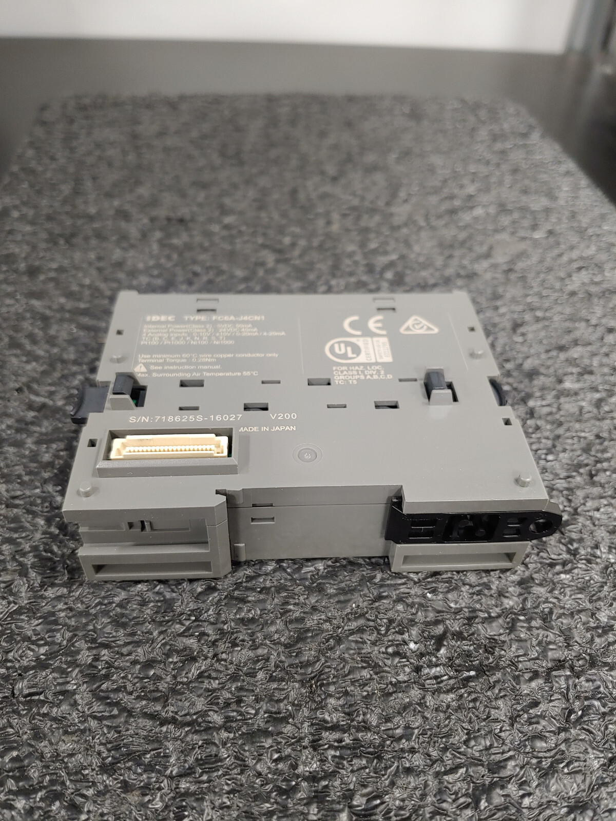 IDEC FC6A-J4CN1 FC6A MicroSmart PLC 4pt Universal Analog Input Module