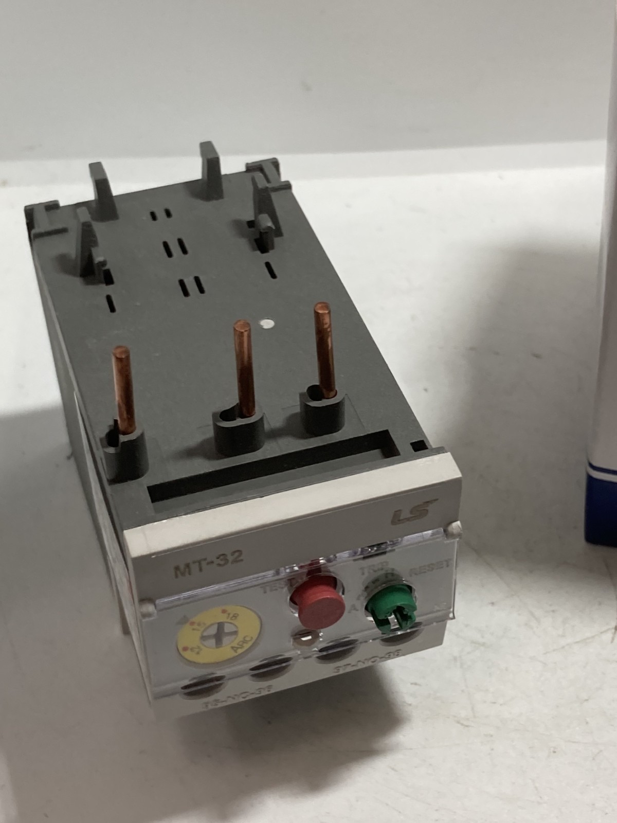 LS ELECTRIC MT-32/3D THERMAL OVERLOAD RELAY 15(12-18)A 120-600V 50/60HZ NIB