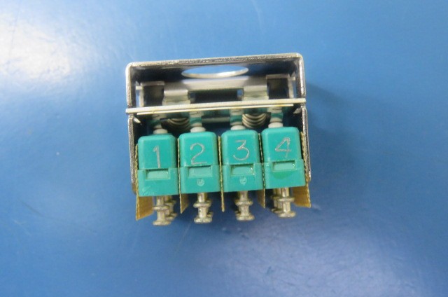 C&K – UNIMAX M22885/11-02 Qty of 1 per Lot C&K M22885/11-02 / 9M-686