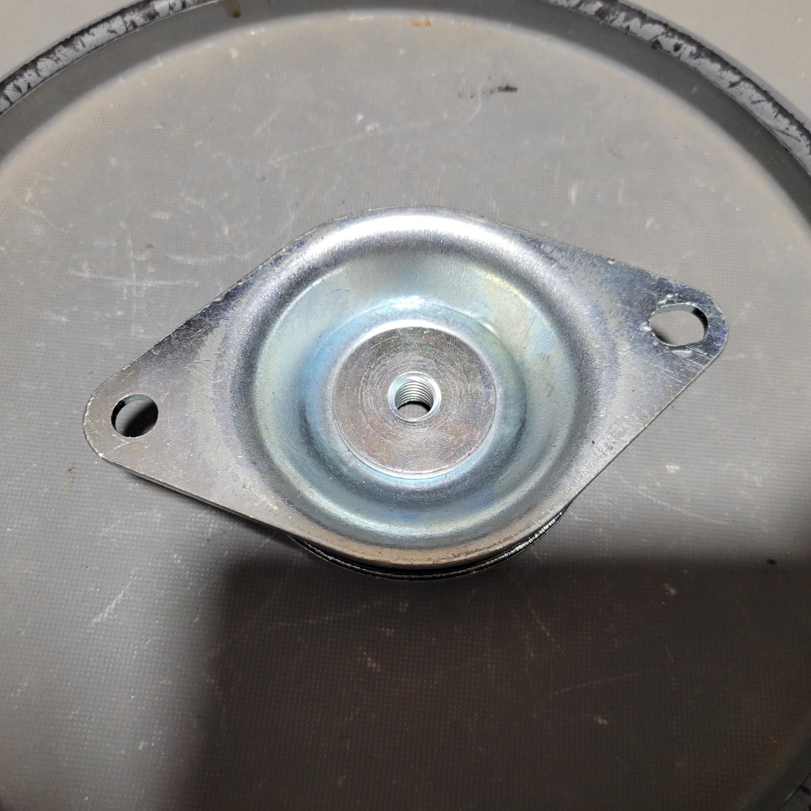 Bell Mount Vibration Compression Absorber, 19-42, T79N-60K
