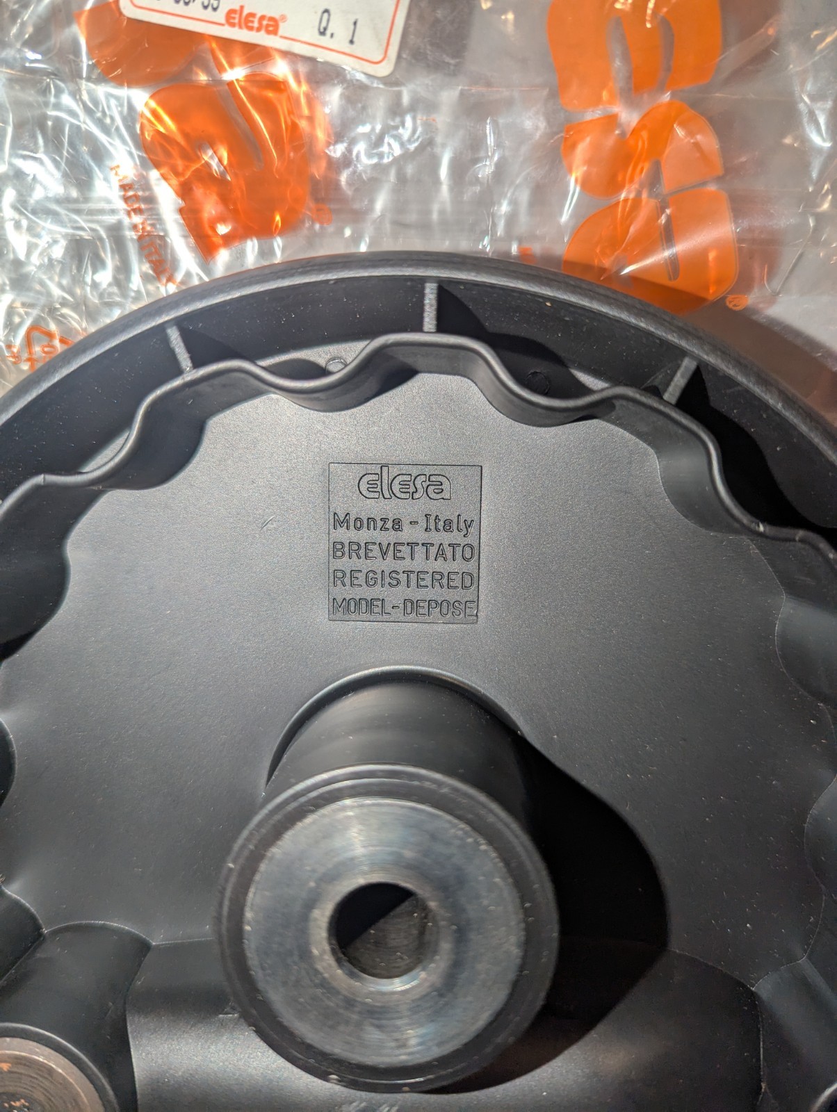 NEW GENUINE ELESA VDS.175+IRS-A 1/2 SOLID HANDWHEEL W/ SAFETY FOLD-AWAY HANDLE
