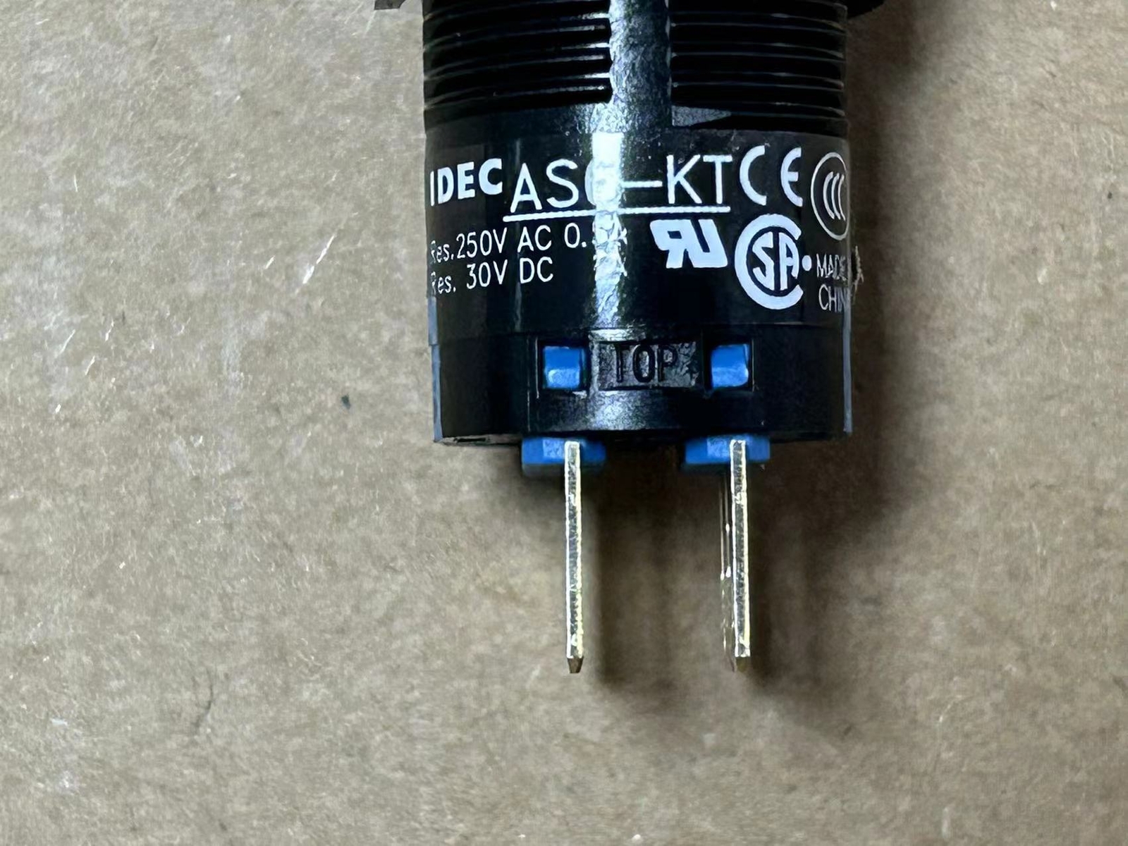 Yaskawa robot key switch DX100 JZRCR-YPP01-1 teach pendant selector switch