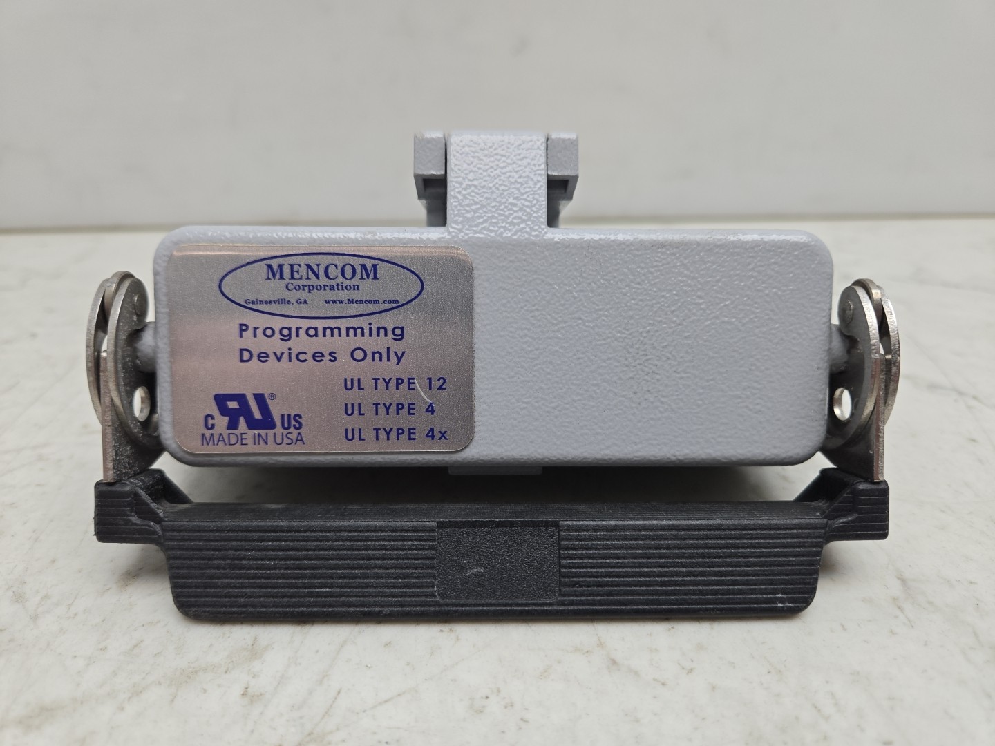 ILME CHI-24LS C-Type Bulkhead Mount Housing Single Lever Lid Rectangular Connect