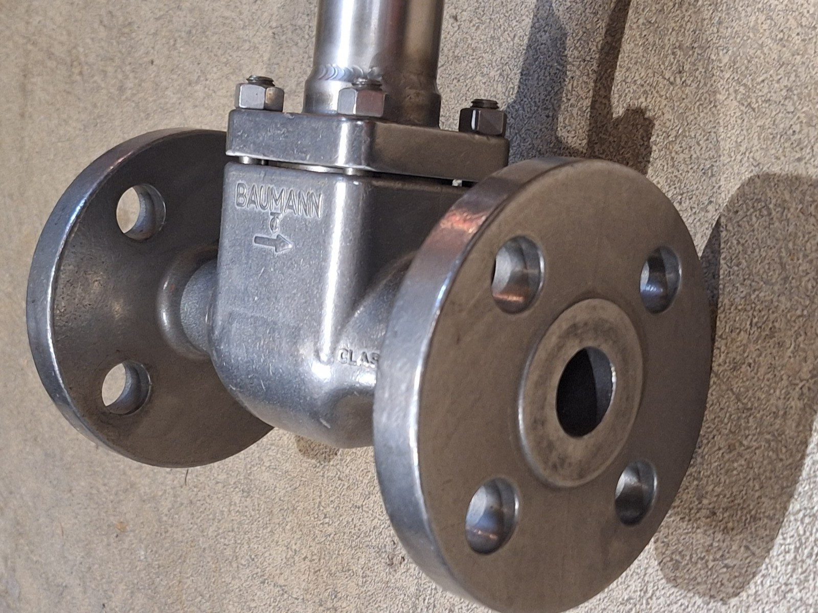 FISHER BAUMANN 32-24 577SVFE CONTROL VALVE 1″ FLANGED 316 STAINLESS 5-15 PSI
