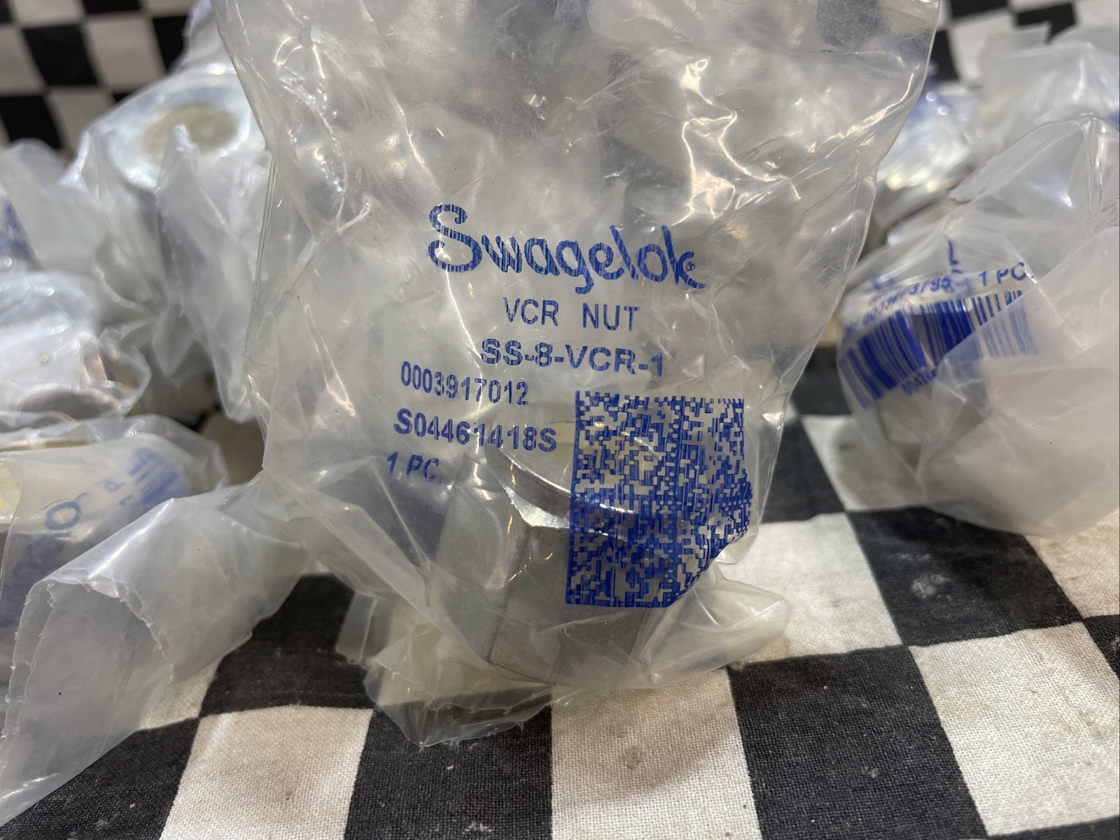 SWAGELOK SS-8-VCR-1, SS8VCR1, Female Nut 1/2″, LOT OF 10, SHIPSAMEDAY#1551V4