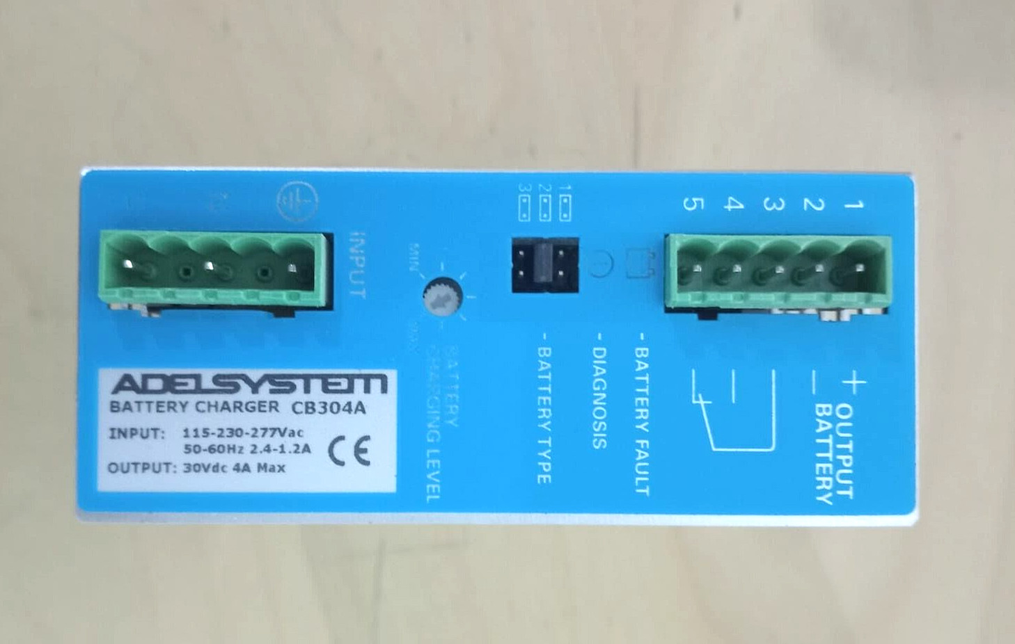Adel System CB304A 30Vdc 4A Max battery charger