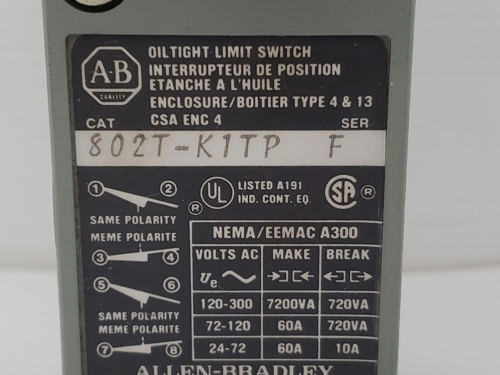 ALLEN BRADLEY 802T-K1TP LIMIT SWITCH 10A HORIZONTAL SIDE PUSH ROLLER SERIES F