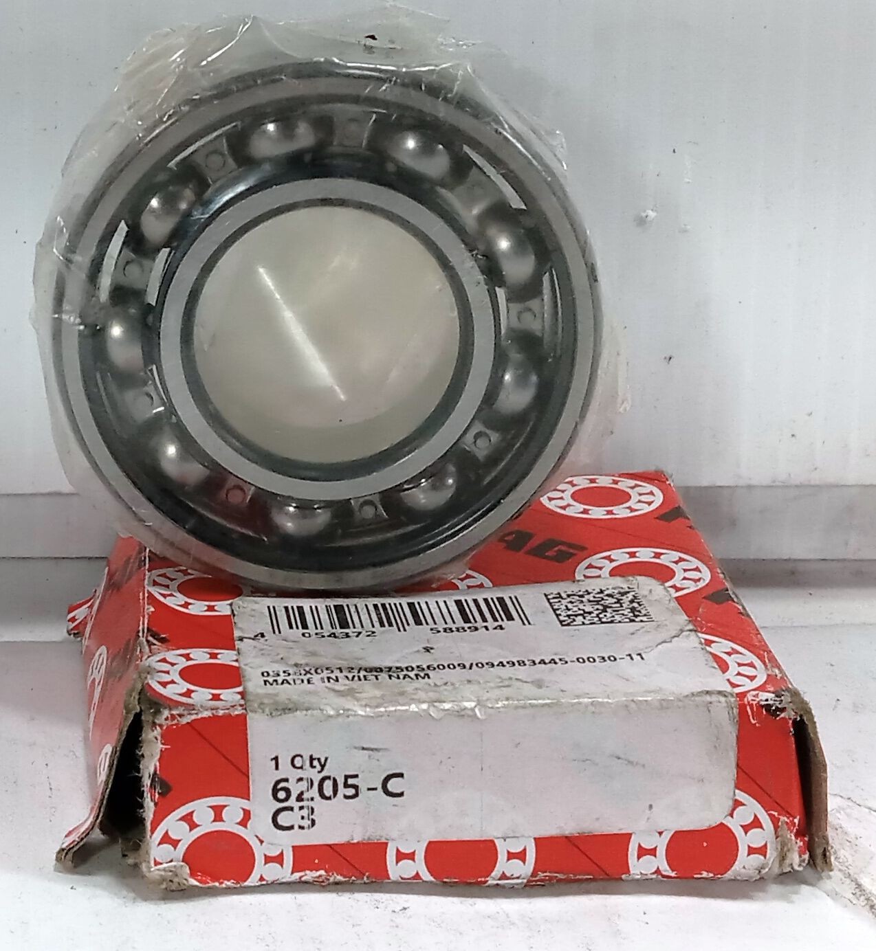 1 NEW FAG 6205-C C3 25X52X15mm RADIAL DEEP GROOVE BALL BEARING NIB *MAKE OFFER*
