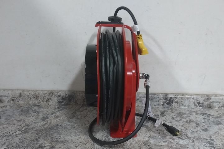 Reelcraft L 70100 123 9 100 Ft Cord Length 120VAC 15 A Extension Cord Reel