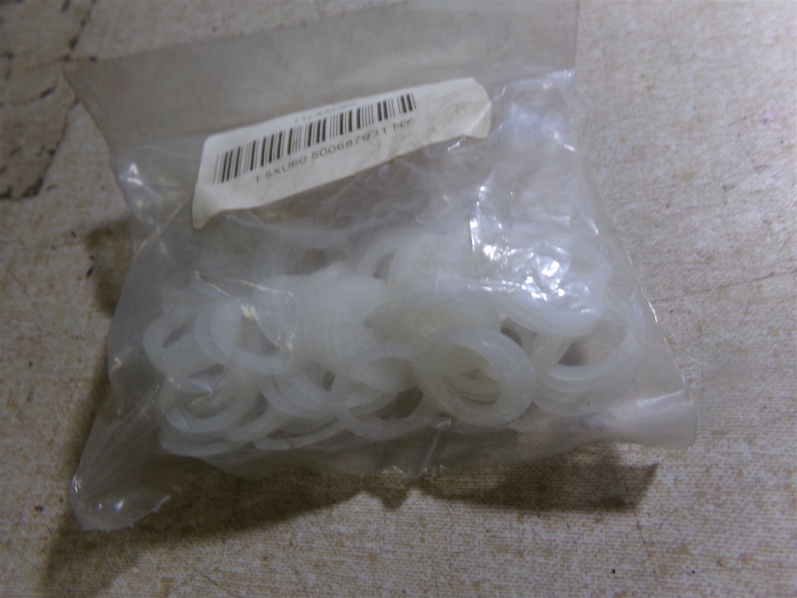 NEW Flat Plastic Washers 5XU60 *FREE SHIPPING*