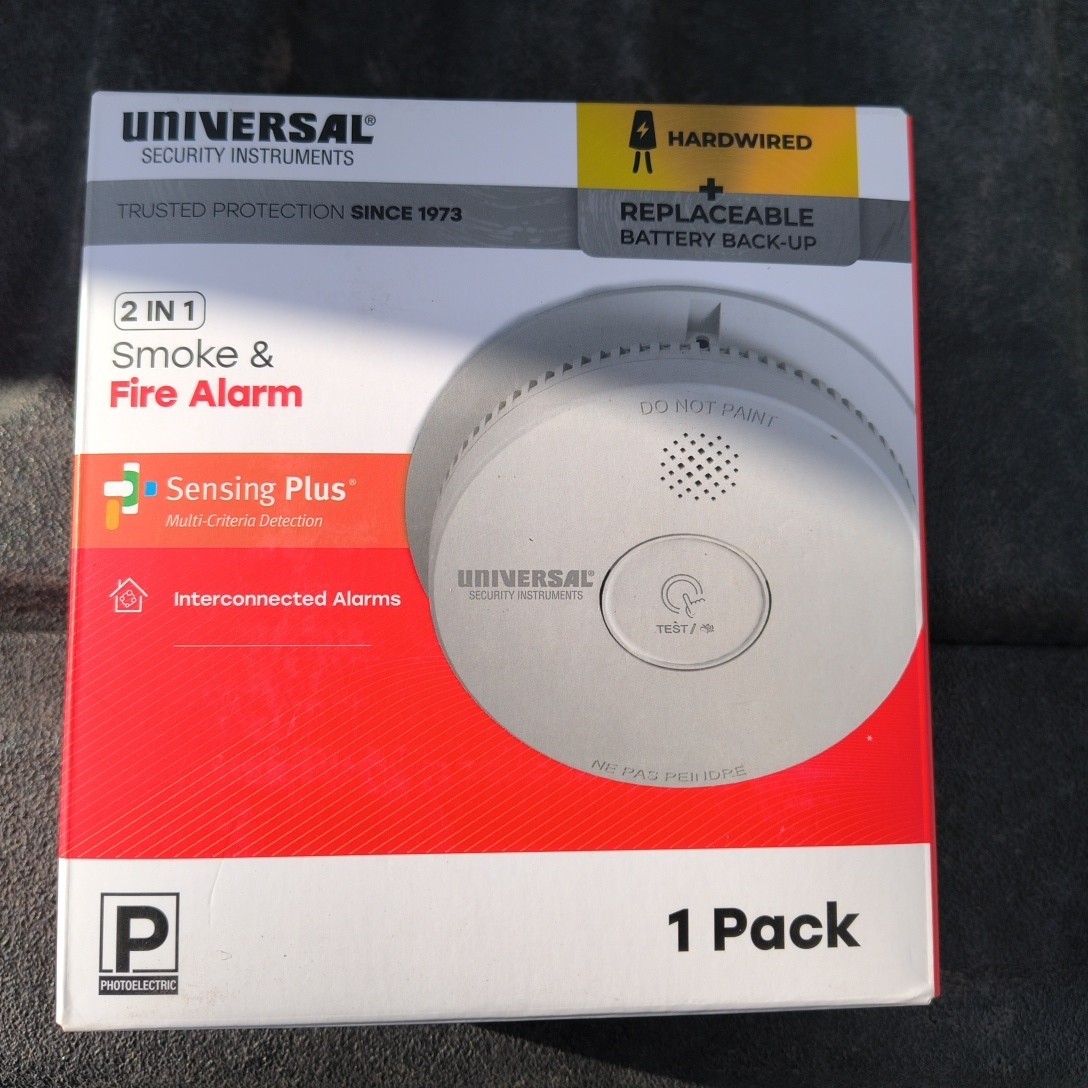 USI Hardwired and 1-Year Battery Backup Smoke Detector with Photoelectric Sensor