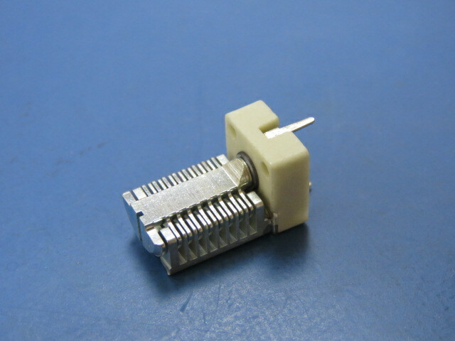 JOHNSON 189-0508-005 Qty of 10 per Lot VERITICAL PC MOUNT CAPACITOR