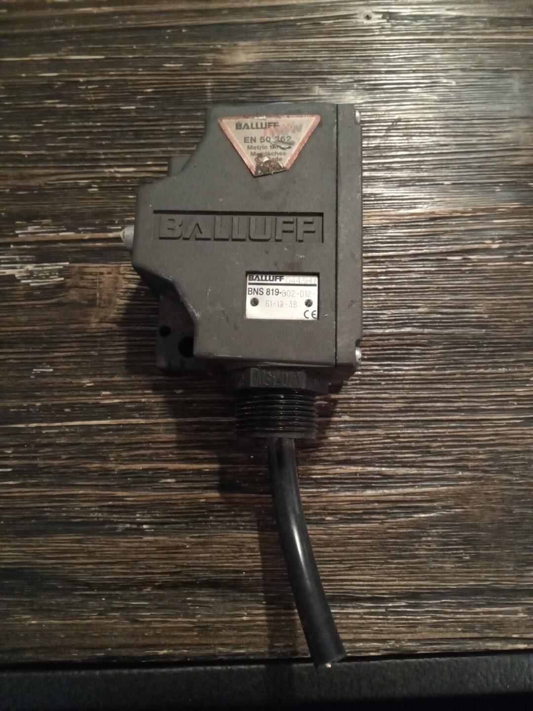 BALLUFF BNS 819-B02-D12-61-12-3B Sensor & Proximity Switch.