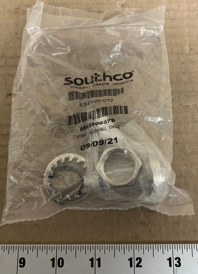 Southco E3 Vise Action Compression Latch M8 Triangle 29MM E3-2720-072 Lot of 75