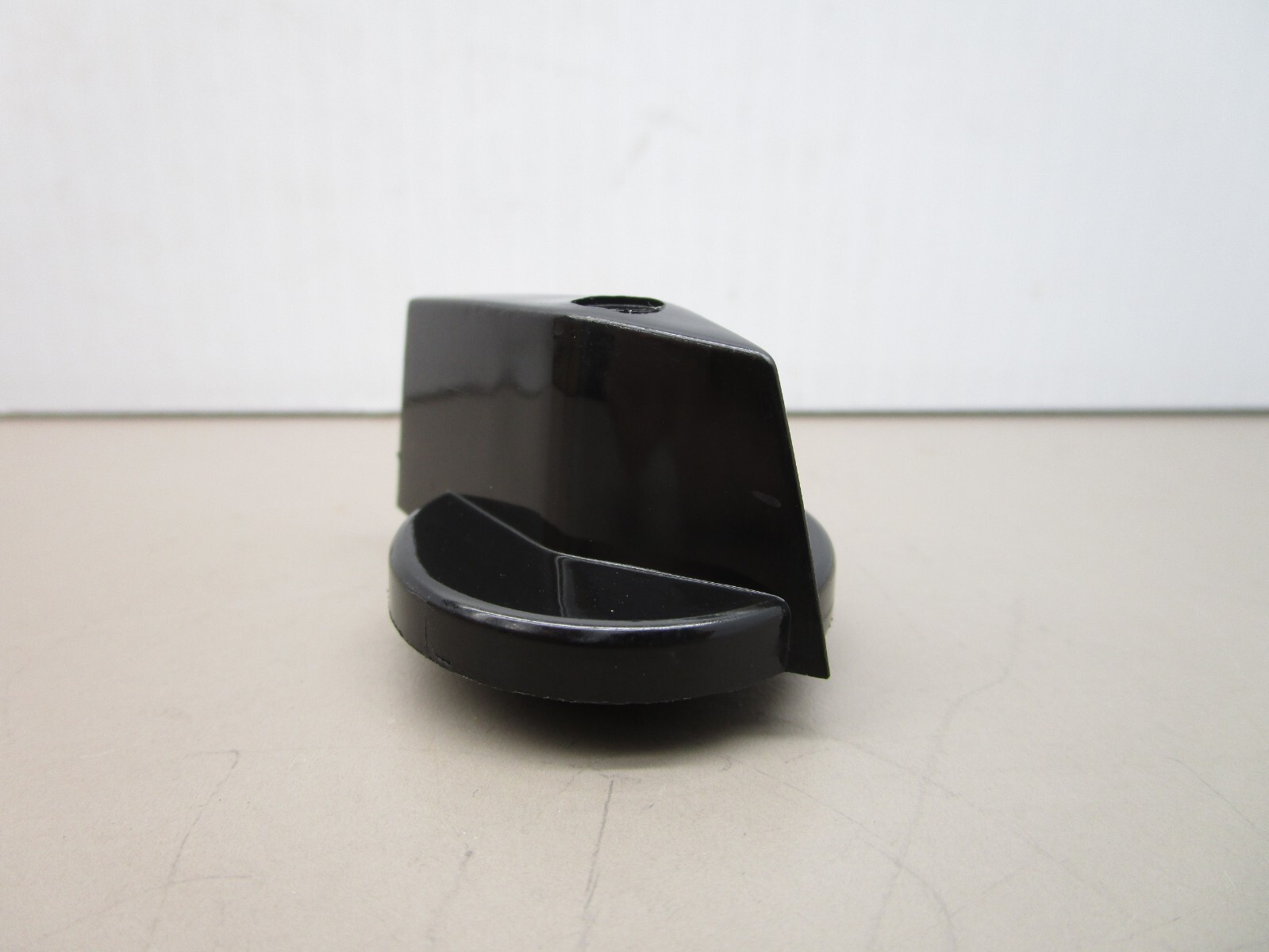 Electroswitch KW16 Type Rotary Switch Knob 1/8″ Square