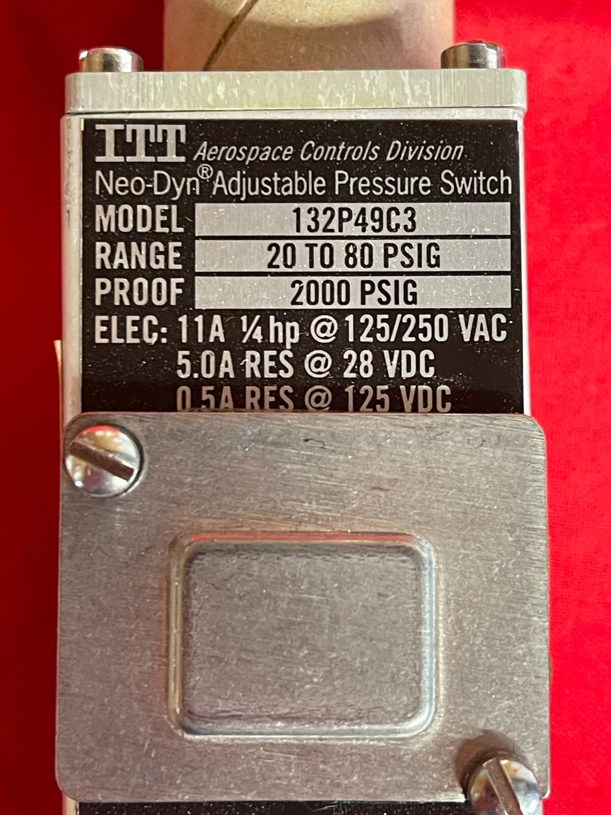 ITT AEROSPACE CONTROLS DIVISION NEO-DYN ADJUSTABLE PRESSURE SWITCH 132P49C3