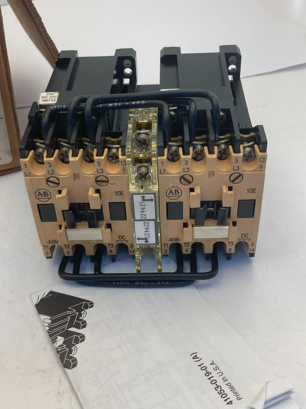 ALLEN BRADLEY 104-A09NZ243 CONTACTOR REVERSING 2NO/2NC 9A 3 POLE 24VDC S A NIB