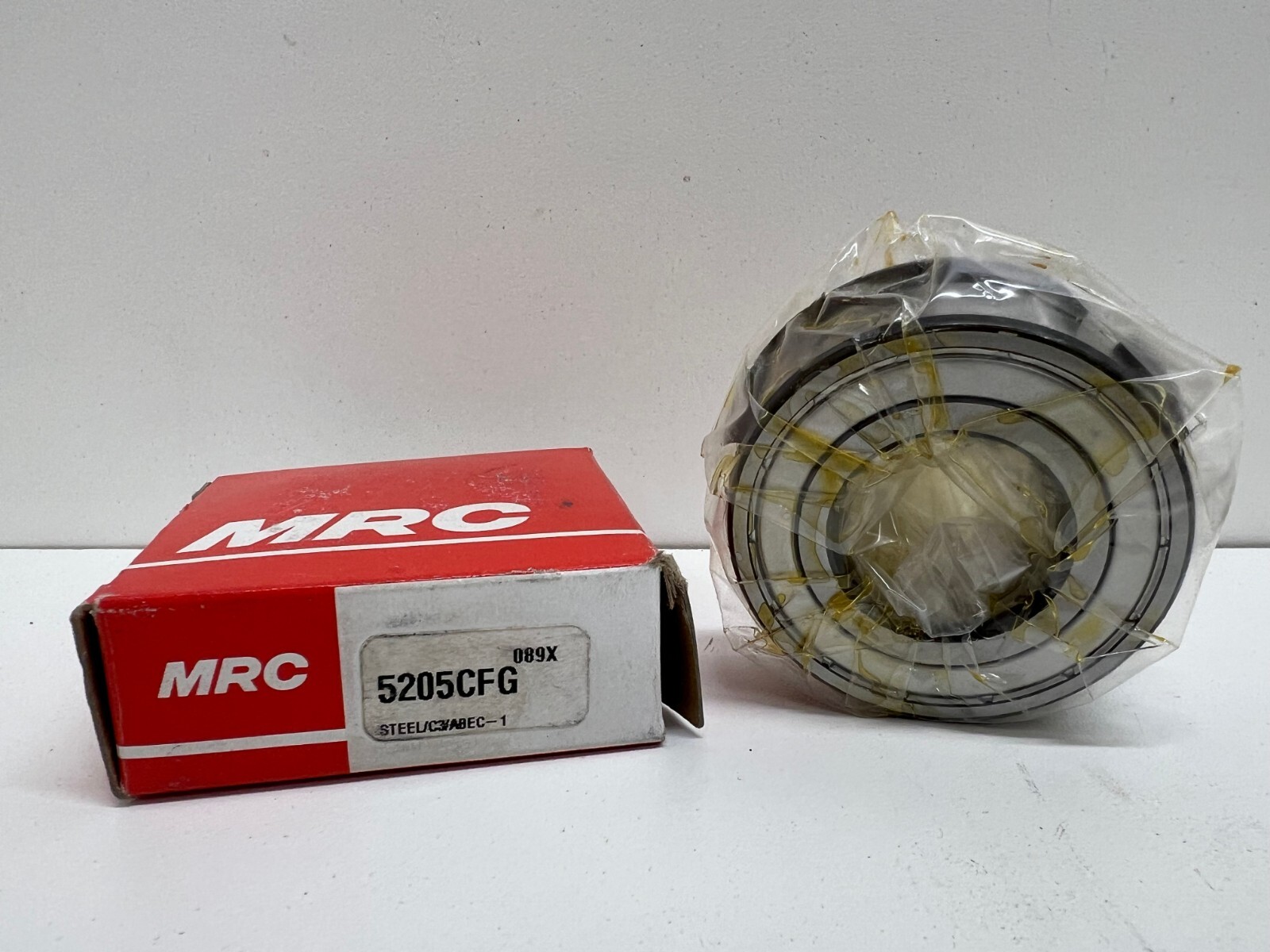 NEW OLD STOCK! MRC ANGULAR CONTACT BALL BEARING 5205CFG