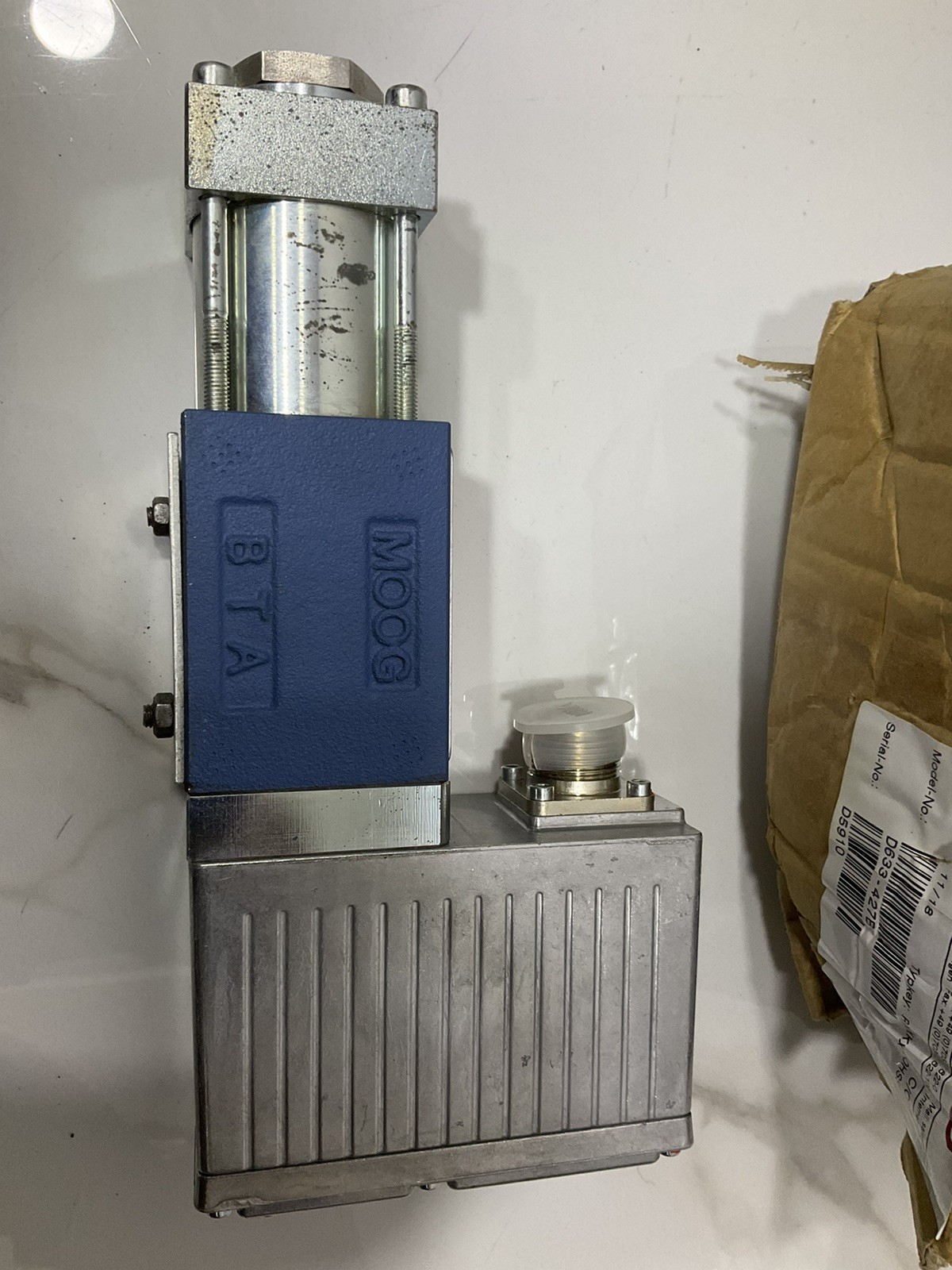 MOOG D633-427B , Type: RXXKX1F0HSS2 , Rev: H