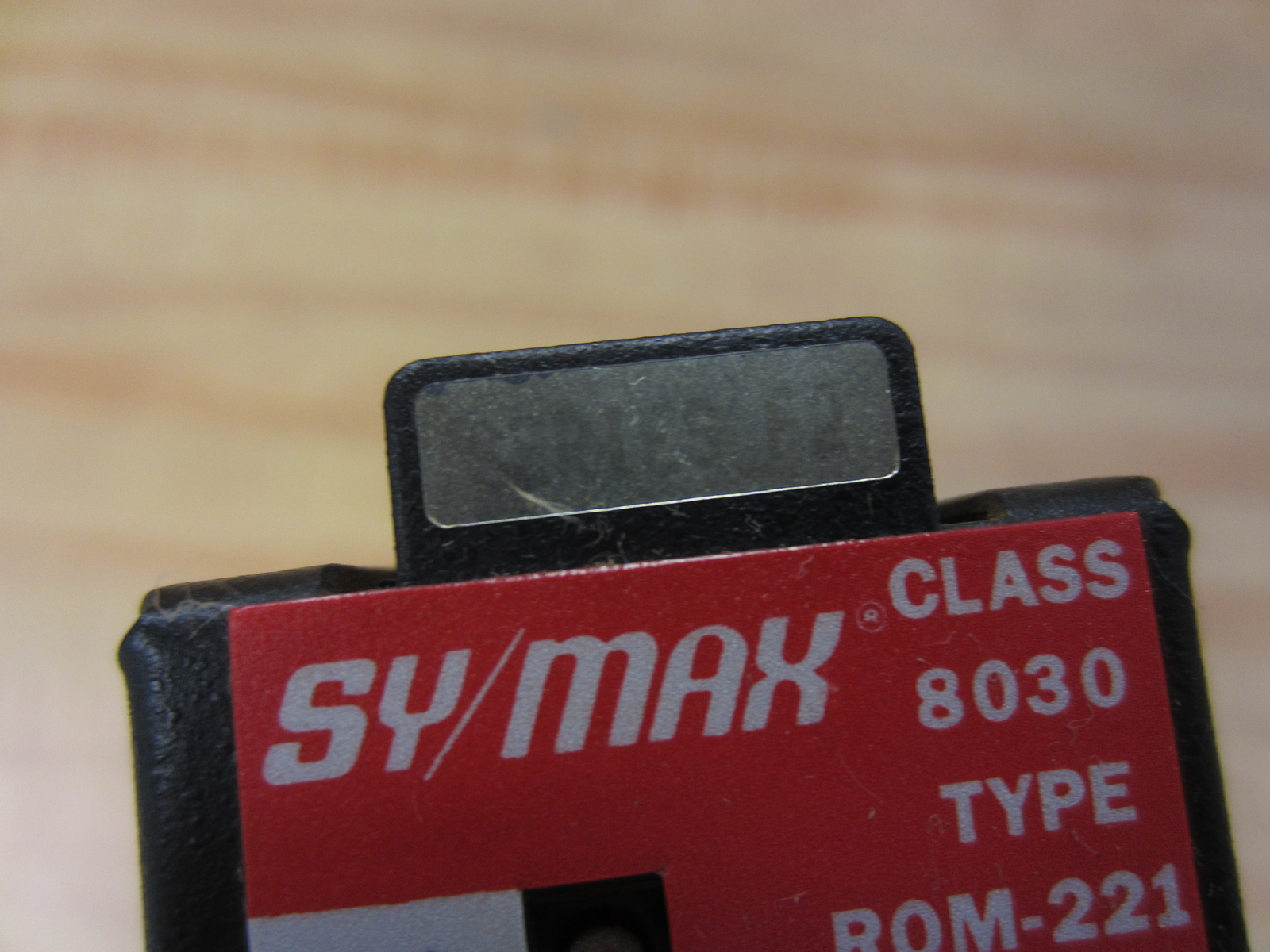 Square D 8030 ROM-221 Output Module 8030ROM221 Series F2