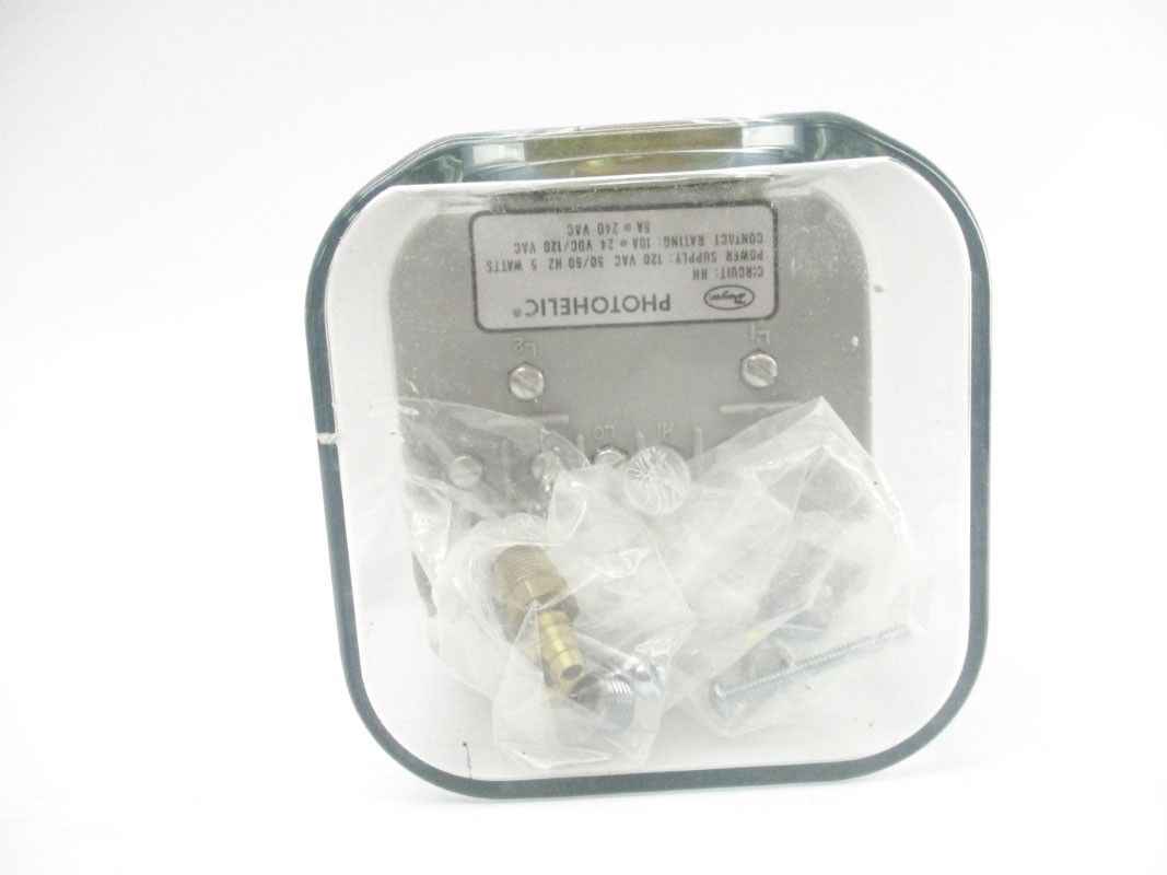 DWYER 3010C 240VAC 10A 25PSI 0-10 NSNP
