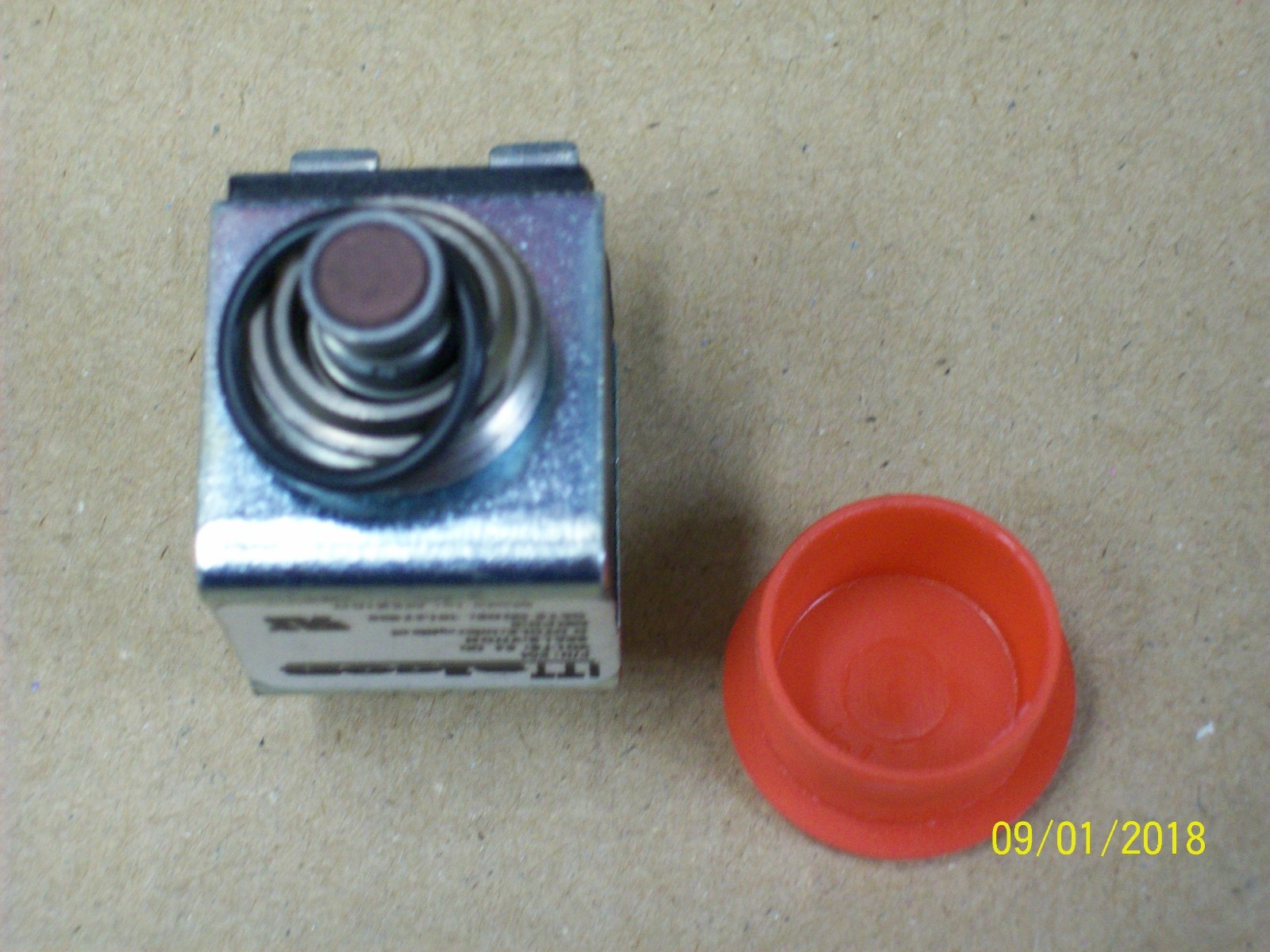 NEW ITT ALCON Solenoid 264 24V DC