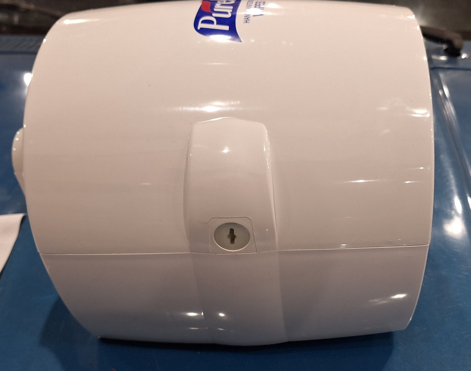 Purell 9019-01 Hand Sanitizing Wipes High-Capacity Wall Dispenser 13.3x11x10.88