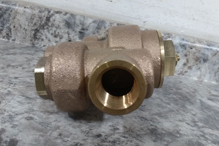 Acorn Controls ET71-2 3/4 In Inlet 1 In Outlet Thermostatic Mixing Valve