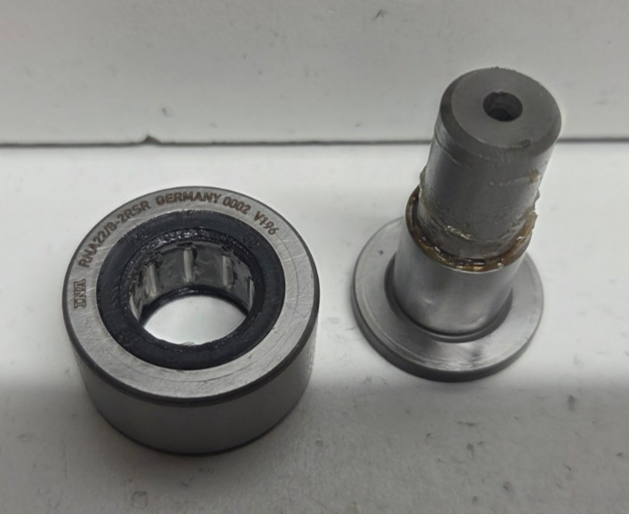 NEW NO BOX! INA 12MM BORE X 24MM OD CROWNED YOKE ROLLER RNA22/8-2RSR