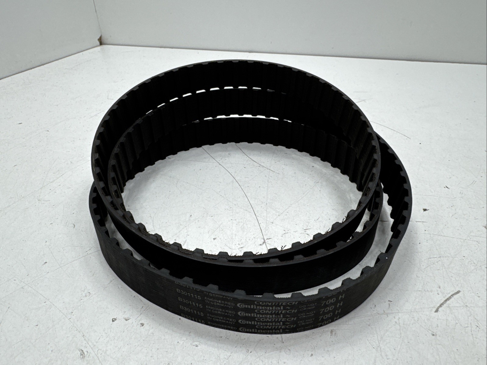 Continental Contitech 700H100 , 700 H100 , 700-H100 , Timing Belt