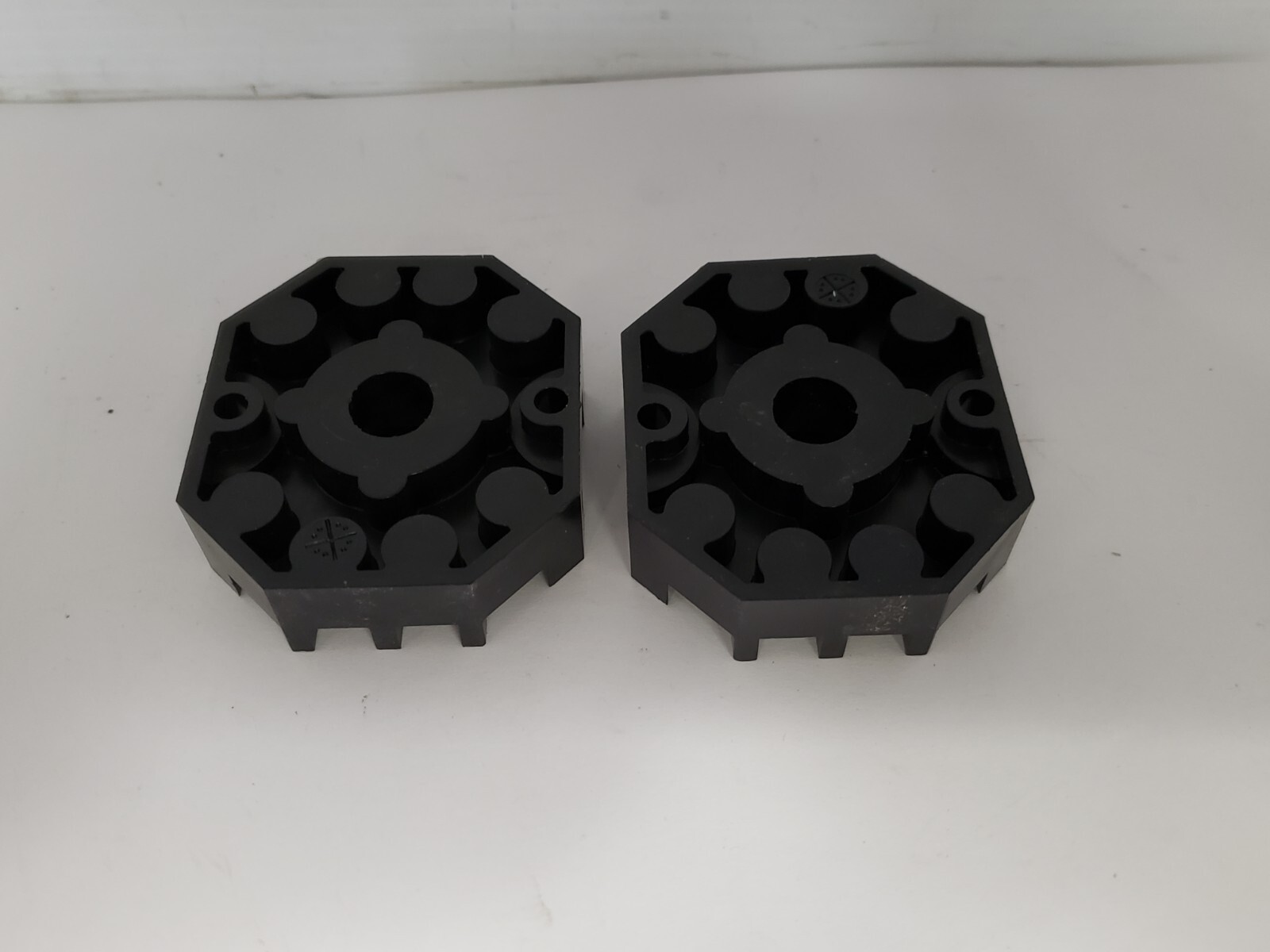 CUSTOM CONNECTOR RB08-PC RELAY SOCKET DPDT 8 PIN OCTAL (LOT OF 2) NNB