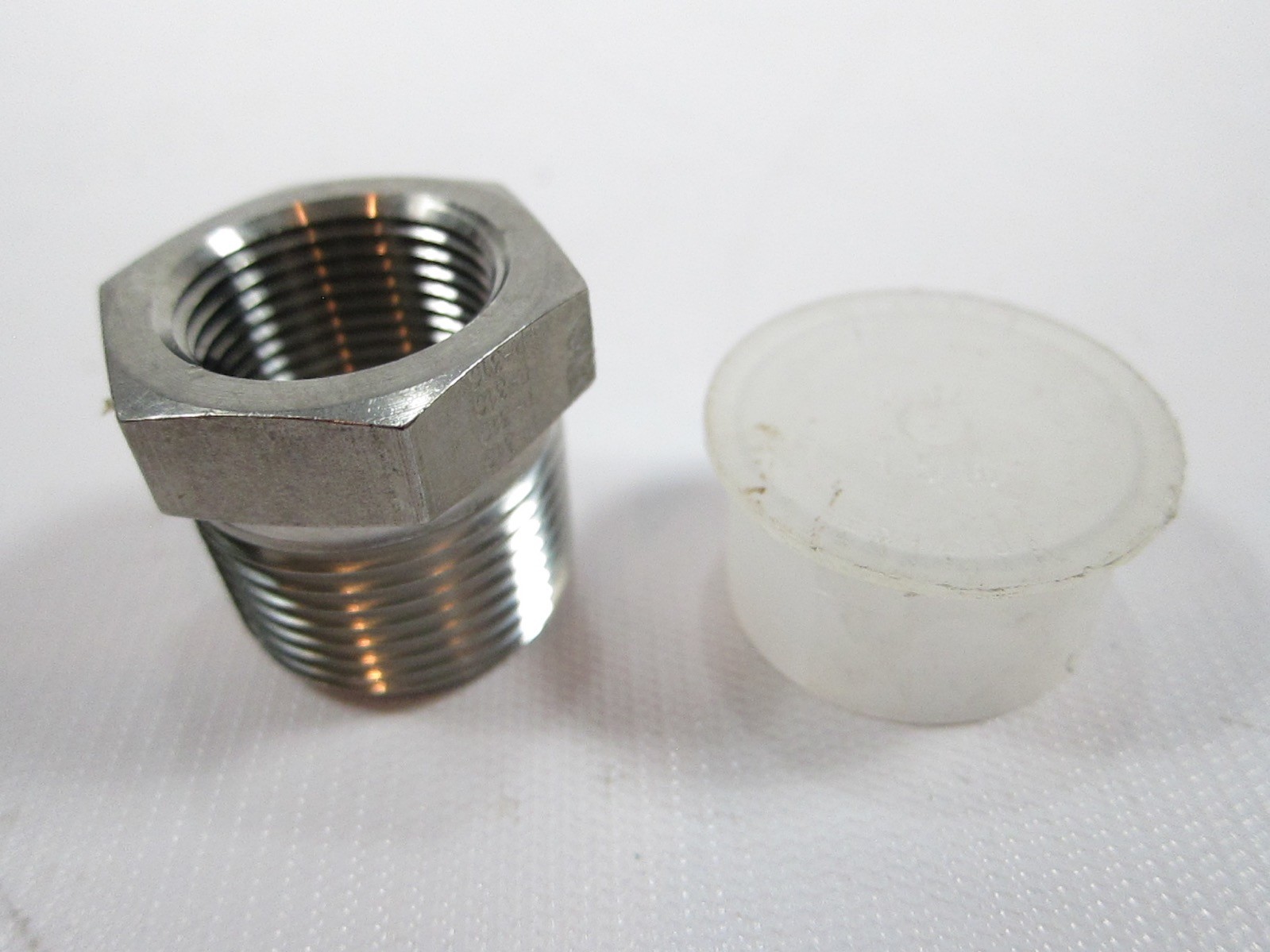 New McMaster Carr 51205K365 Extreme Pressure 316 SS Bushing Reducing Adapter