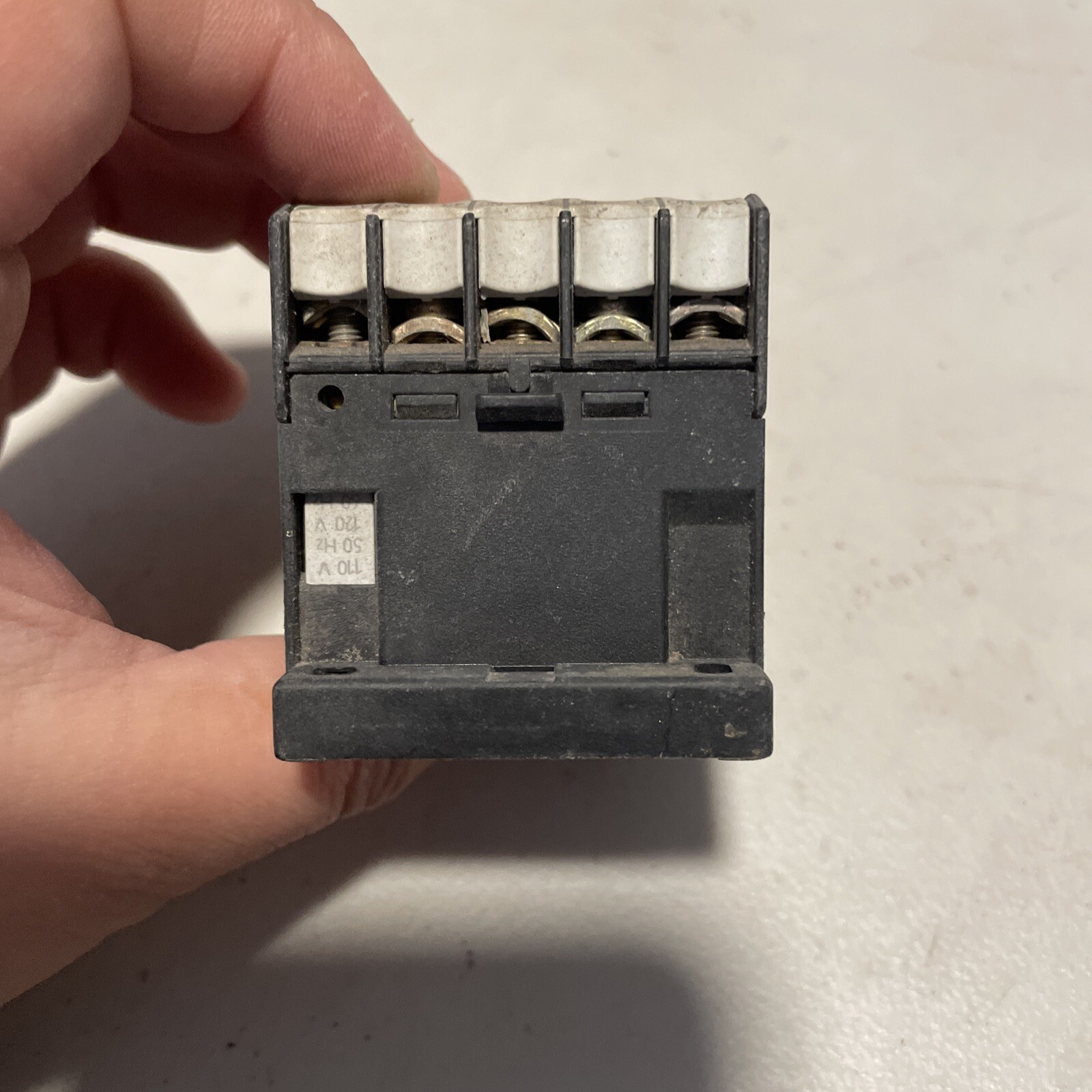 KLOCKNER-MOELLER DIL ER-22 CONTACTOR RELAY – 22E
