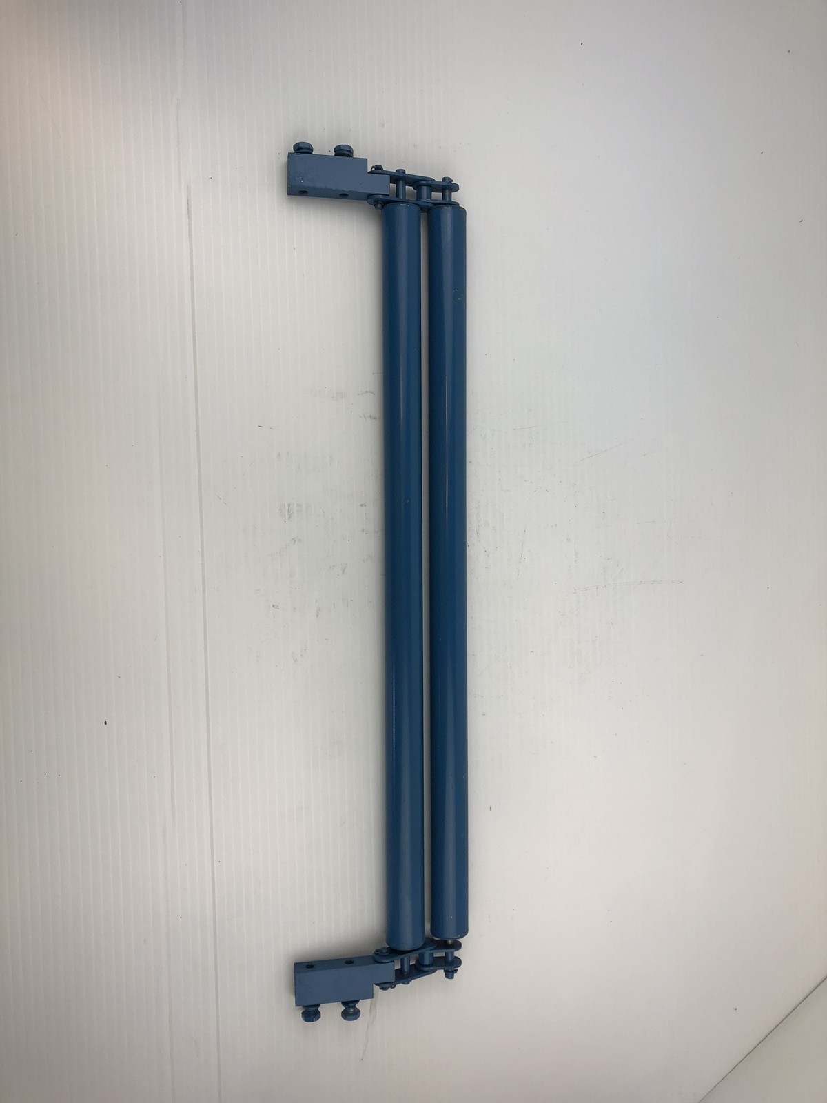 Industrial Paper Separator – Conveyer Rollers – 2 Rollers Per Bar Painted Blue