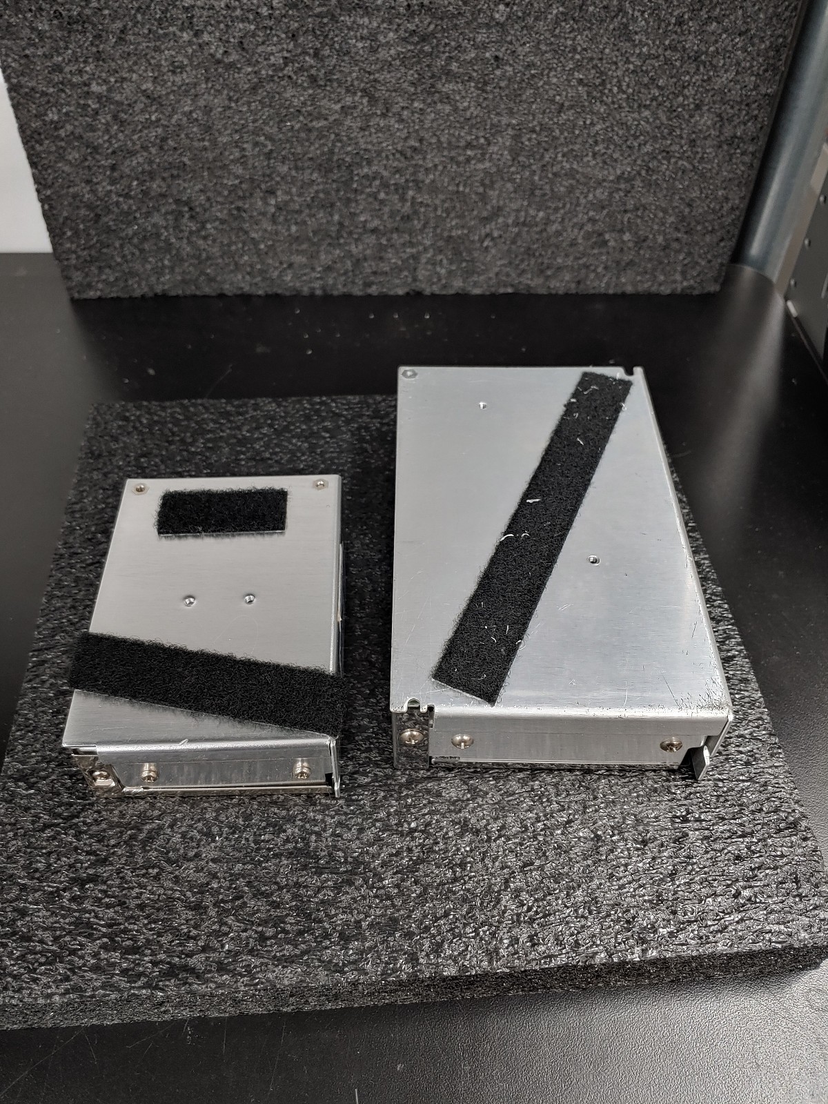 Lot of 2 XP POWER VCS50US12 VCS100US24 VCS Series Power Supply