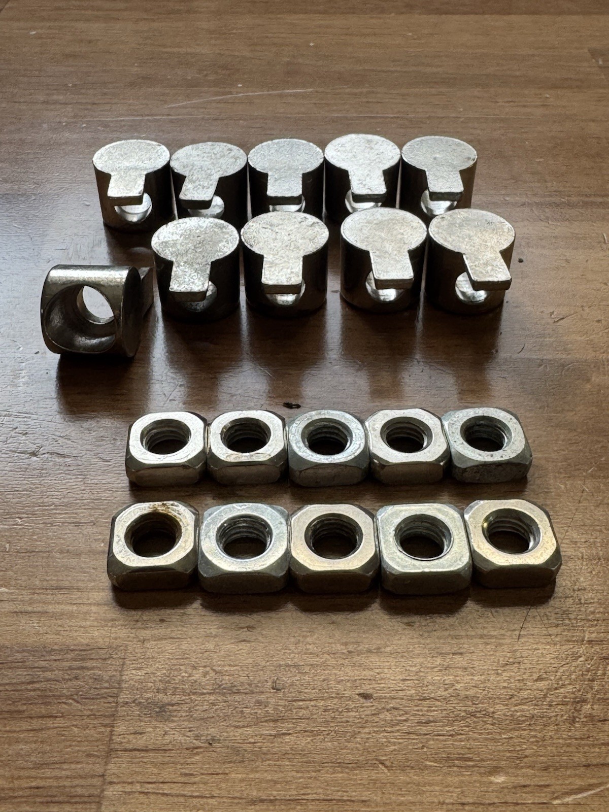 Lot of 10 80/20 Style Anchor Sets, with Nuts, Anchors and Screws 40 series or 15